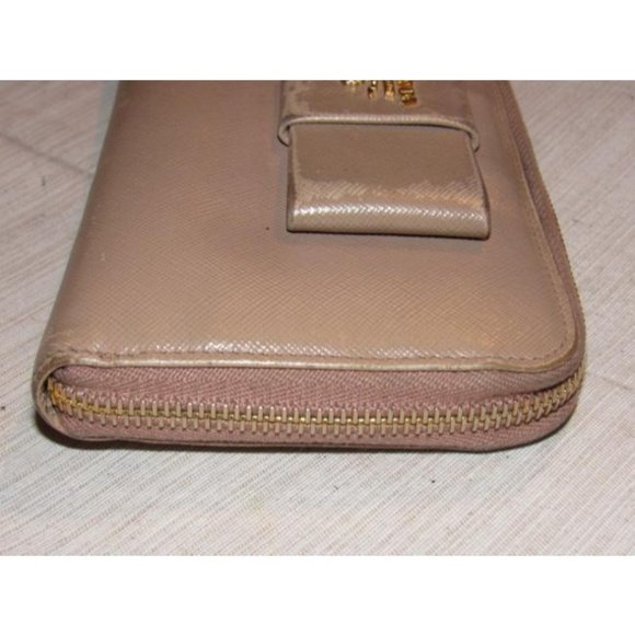 PRADA, Nude Pale Pink Leather XL Zip-around Wallet - Picture 4 of 11